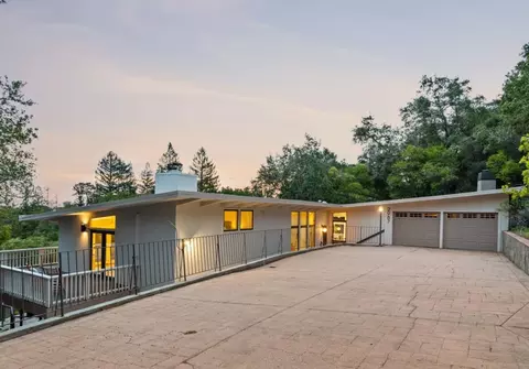 2987 Alexis Dr, Palo Alto, CA 94304