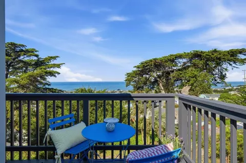 View/Area - 14 Cragmont Ct, Pacifica, CA 94044 photo 1 of 14
