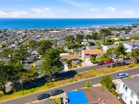 View/Area - 14 Cragmont Ct, Pacifica, CA 94044 photo 5 of 14