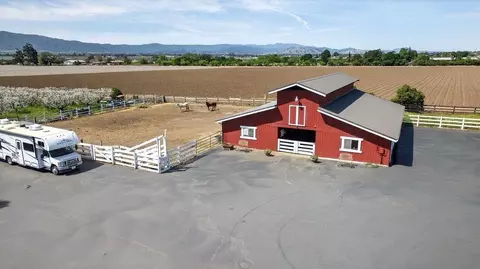 Exterior - 3465 Susie Ln, Gilroy, CA 95020 photo 36 of 38