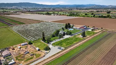 View/Area - 3465 Susie Ln, Gilroy, CA 95020 photo 2 of 12
