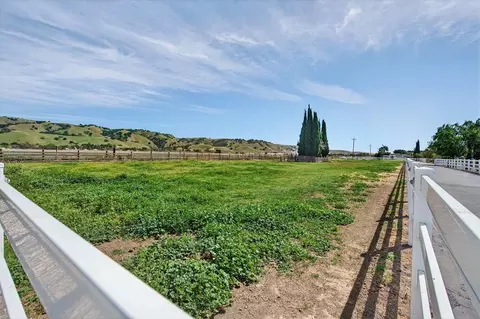 Exterior - 3465 Susie Ln, Gilroy, CA 95020 photo 27 of 38