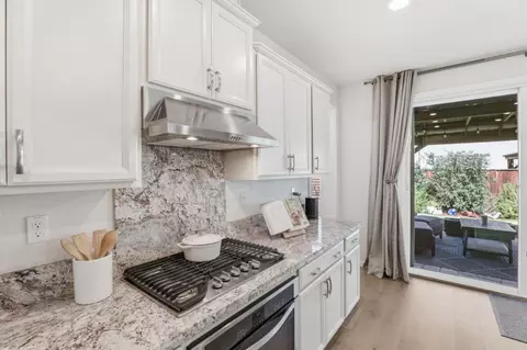 Kitchen - 2481 Apple Tree Way, Gilroy, CA 95020 photo 2 of 3