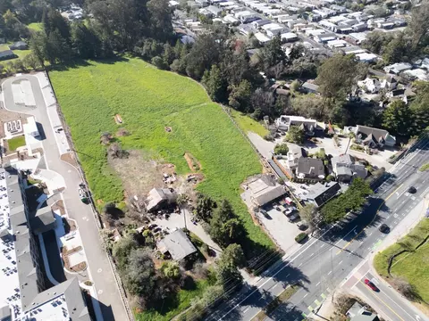 5606 Soquel Dr, Soquel, CA 95073 photo 2