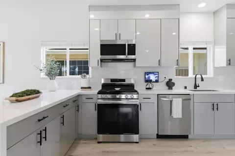 Kitchen - 538 Dean St, Hayward, CA 94541 photo 2 of 2