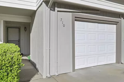 710 Winstead Ct, Sunnyvale, CA 94087 photo 4
