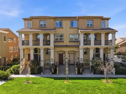 38922 Dandelion Pl, Newark, CA 94560