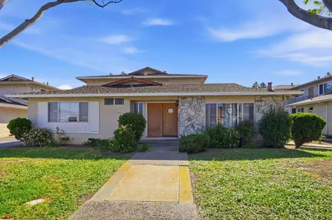 504 Hawthorn Ave, Sunnyvale, CA 94086