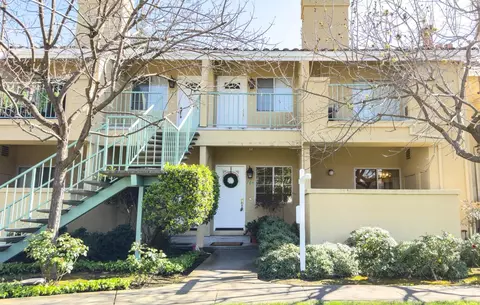 105 Sunnyhills Ct, Milpitas, CA 95035