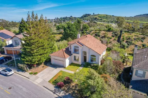 117 Lakewood Cir, San Mateo, CA 94402