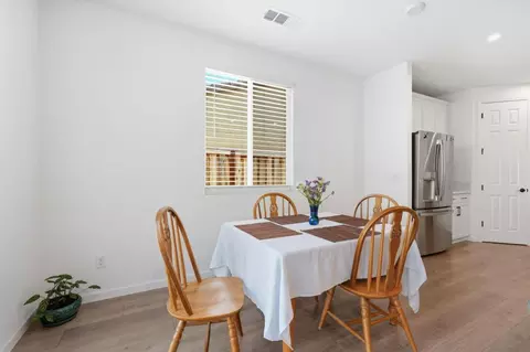Dining - 667 Pleasant Dr, Lathrop, CA 95330 photo 3 of 3