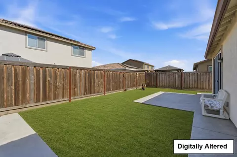 Exterior - 667 Pleasant Dr, Lathrop, CA 95330 photo 5 of 6