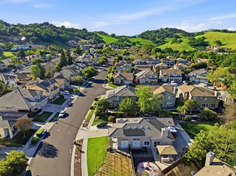 View/Area - 9212 Kestrel Ct, Gilroy, CA 95020 photo 17 of 21