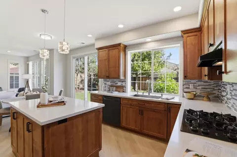 Kitchen - 9212 Kestrel Ct, Gilroy, CA 95020 photo 3 of 6