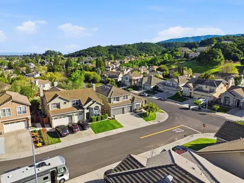 View/Area - 9212 Kestrel Ct, Gilroy, CA 95020 photo 4 of 21