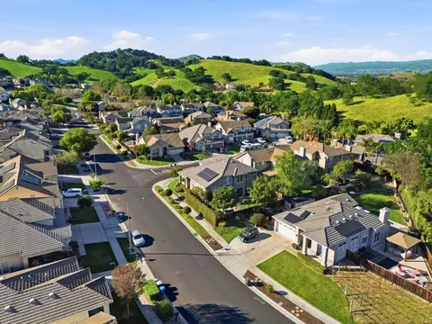 View/Area - 9212 Kestrel Ct, Gilroy, CA 95020 photo 16 of 21