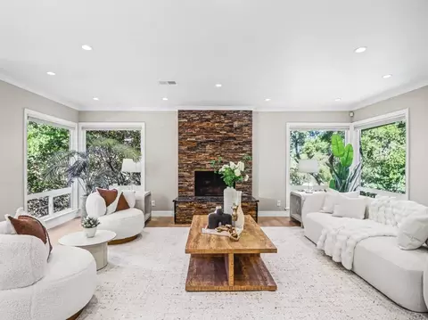 39 Colorados Dr, Millbrae, CA 94030