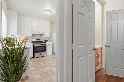 Entry Way - 411 Bothun Rd, Turlock, CA 95380 photo 3 of 4