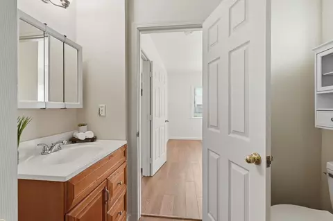 Bath - 411 Bothun Rd, Turlock, CA 95380 photo 1 of 1