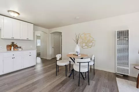 Dining - 401 Bothun Rd, Turlock, CA 95380 photo 1 of 2