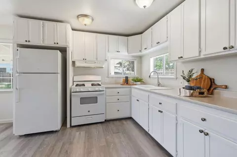 Kitchen - 401 Bothun Rd, Turlock, CA 95380 photo 1 of 4