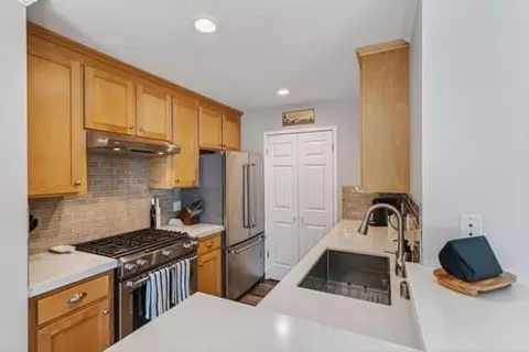 Kitchen - 5 Corinthian Ct, Novato, CA 94947 photo 2 of 3