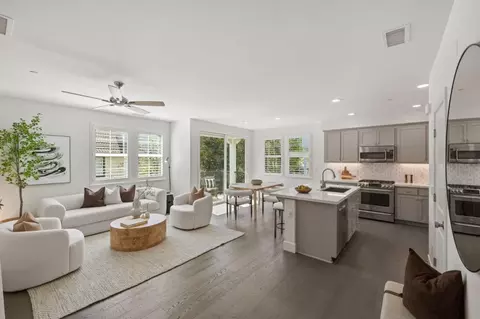 258 Carroll St 112, Sunnyvale, CA 94086