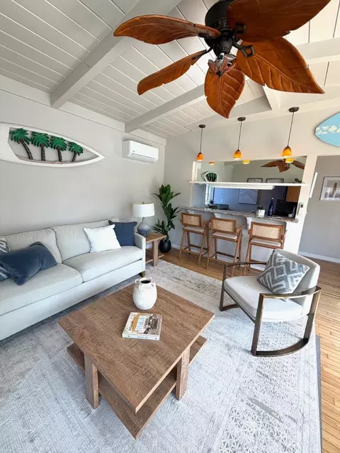 Living - 204 Aptos Beach Dr, Aptos, CA 95003 photo 3 of 3