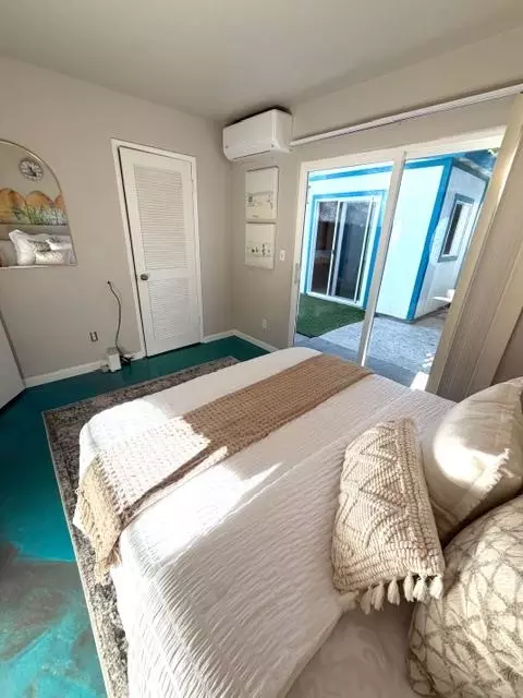 Bedroom - 204 Aptos Beach Dr, Aptos, CA 95003 photo 3 of 4