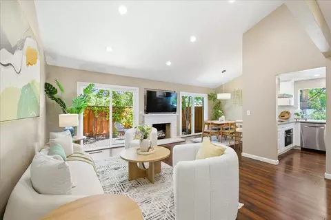 20052 Northcrest Sq, Cupertino, CA 95014