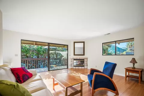 9500 Center St 4, Carmel, CA 93923