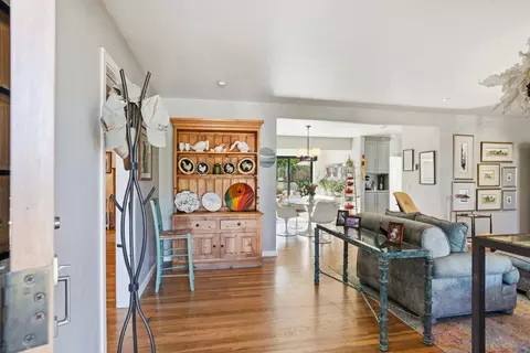 Entry Way - 329 Stuart Ave, Pacific Grove, CA 93950 photo 2 of 2