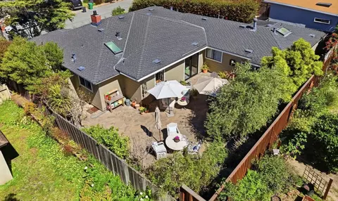 Exterior - 329 Stuart Ave, Pacific Grove, CA 93950 photo 7 of 7