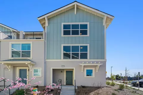 102 Skyline Vista Way, Watsonville, CA 95076