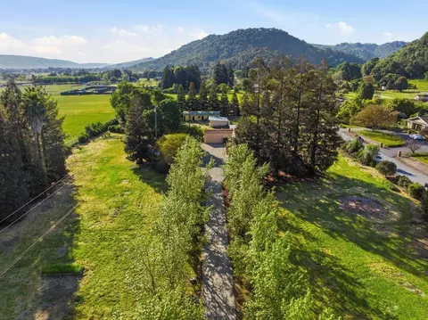 390 Kalana Ave, Morgan Hill, CA 95037