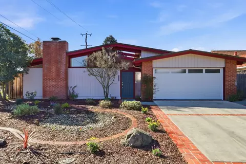 666 Ashbourne Dr, Sunnyvale, CA 94087