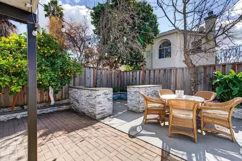 Exterior - 500 Ronan Ave, Gilroy, CA 95020 photo 4 of 13