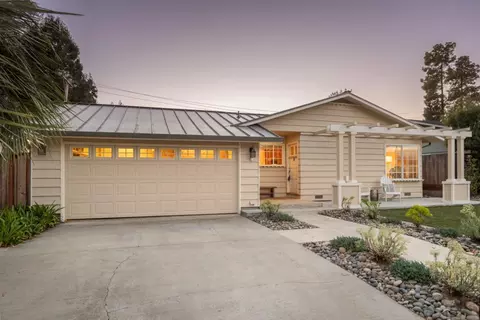 105 Wesley St, Capitola, CA 95010