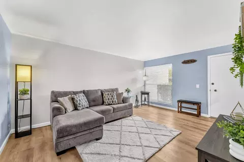 500 Glenwood Cir 313, Monterey, CA 93940