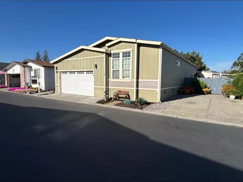 434 Chateau La Salle 434, San Jose, CA 95111