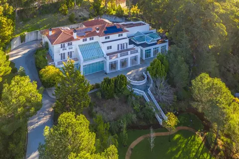 15 Boroughwood Pl, Hillsborough, CA 94010