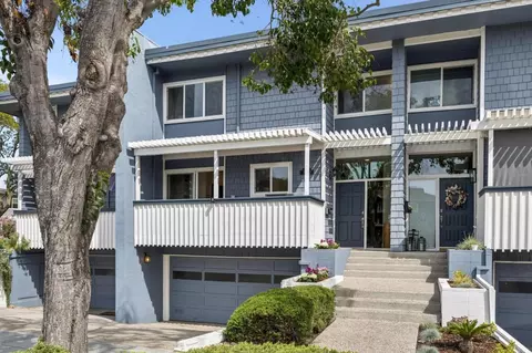 617 E Fox Ct, Redwood City, CA 94061