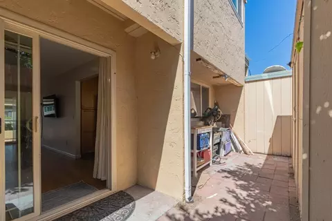 Exterior - 1224 Trinity Ave 14, Seaside, CA 93955 photo 3 of 9
