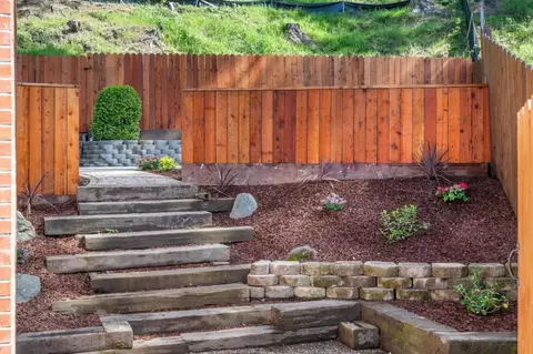 Exterior - 2 Celia Ct, Pacifica, CA 94044 photo 9 of 11
