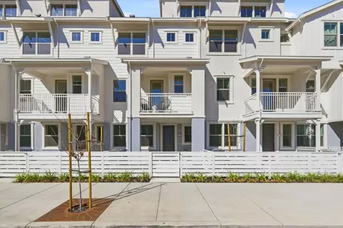 2739 Oak Rd, Walnut Creek, CA 94597