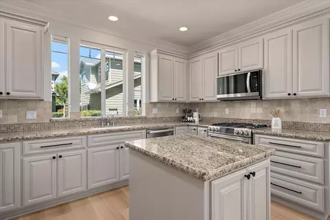 Kitchen - 111 George Ct, Campbell, CA 95008 photo 4 of 4
