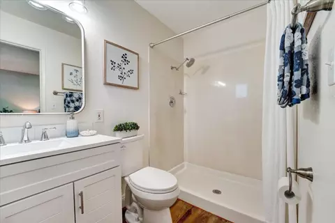 Bath - 1650 Matheson Rd, Concord, CA 94521 photo 2 of 3