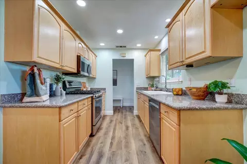 Kitchen - 1650 Matheson Rd, Concord, CA 94521 photo 4 of 4
