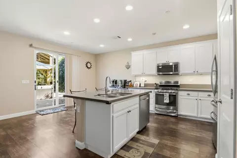 9554 Rodeo Dr, Gilroy, CA 95020 photo 11