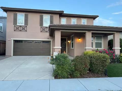 9554 Rodeo Dr, Gilroy, CA 95020 photo 4